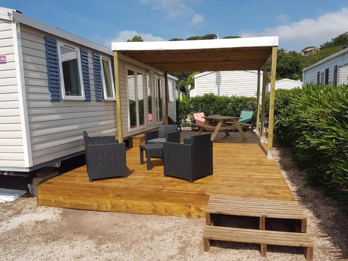 Frejus Tout Confort, Climatisation,Linge De Lit Et De Toilette, Coffre Fort, Ventilations Au Plafond Chambres Et Wifi Possible Ngoại thất bức ảnh